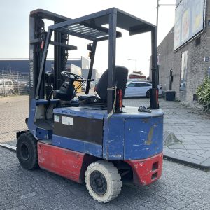 NISSAN QP02 L20 2000KG 5.50METER
