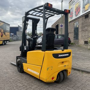 JUNGHEINRICH EFG216k 1600KG 4.50METER