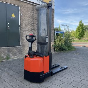 BT TOYOTA SWE120L 1200KG 3.70METER
