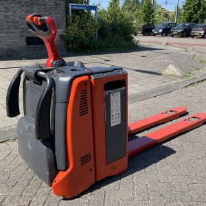 LINDE T20AP 2000KG LANGE LEPELS