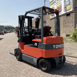 TOYOTA 7FBMF25 2500KG 4.70METER