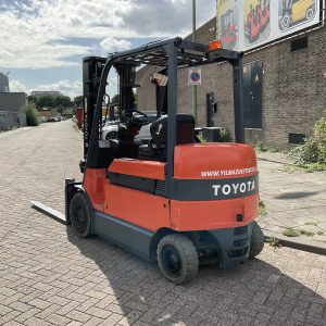 TOYOTA 7FBMF30 3000KG 3.30METER