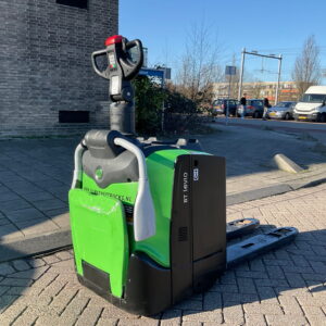 CESAB P320 2000 PALLETWAGEN