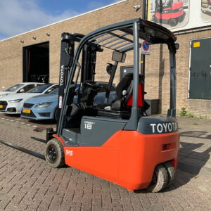 TOYOTA 8FBE18T 1800KG 4.70METER