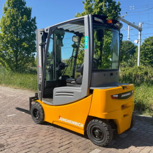 JUNGHEINRICH EFG320 2000KG 4.40METER