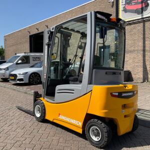 JUNGHEINRICH EFG320 2000KG 4.40METER